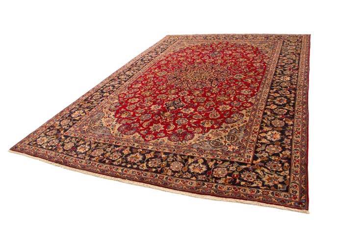 Detail image of 9' 6 x 13' 9 Isfahan Rug