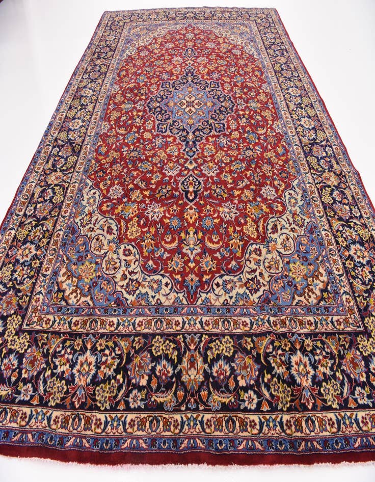 Detail image of 9' 8 x 13' 3 Hand Knotted Isfahan Persian Wool Rug