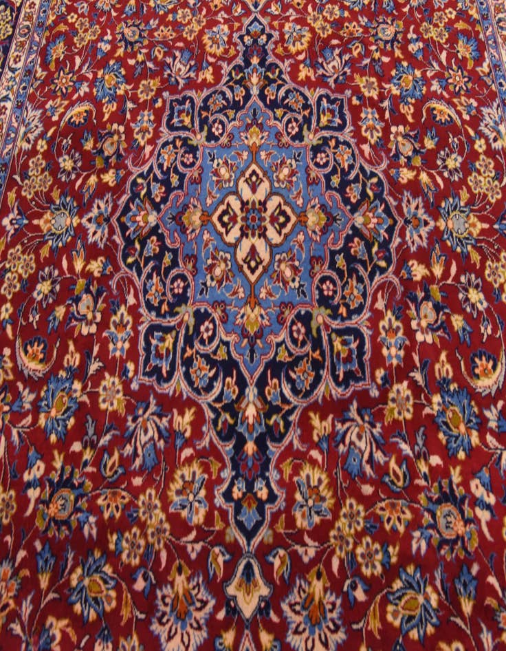 Detail image of 9' 8 x 13' 3 Hand Knotted Isfahan Persian Wool Rug