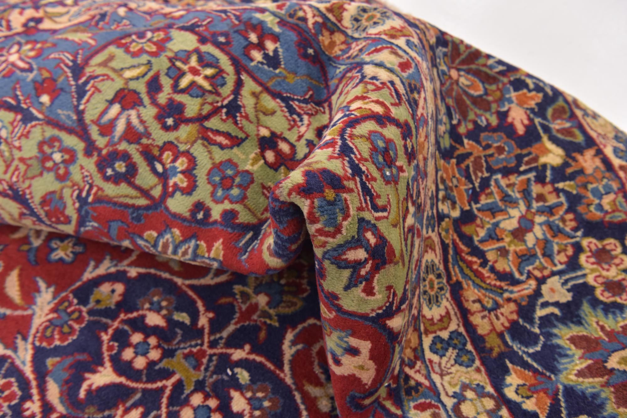 9' 8 x 12' 10 Hand Knotted Isfahan Persian Wool Rug