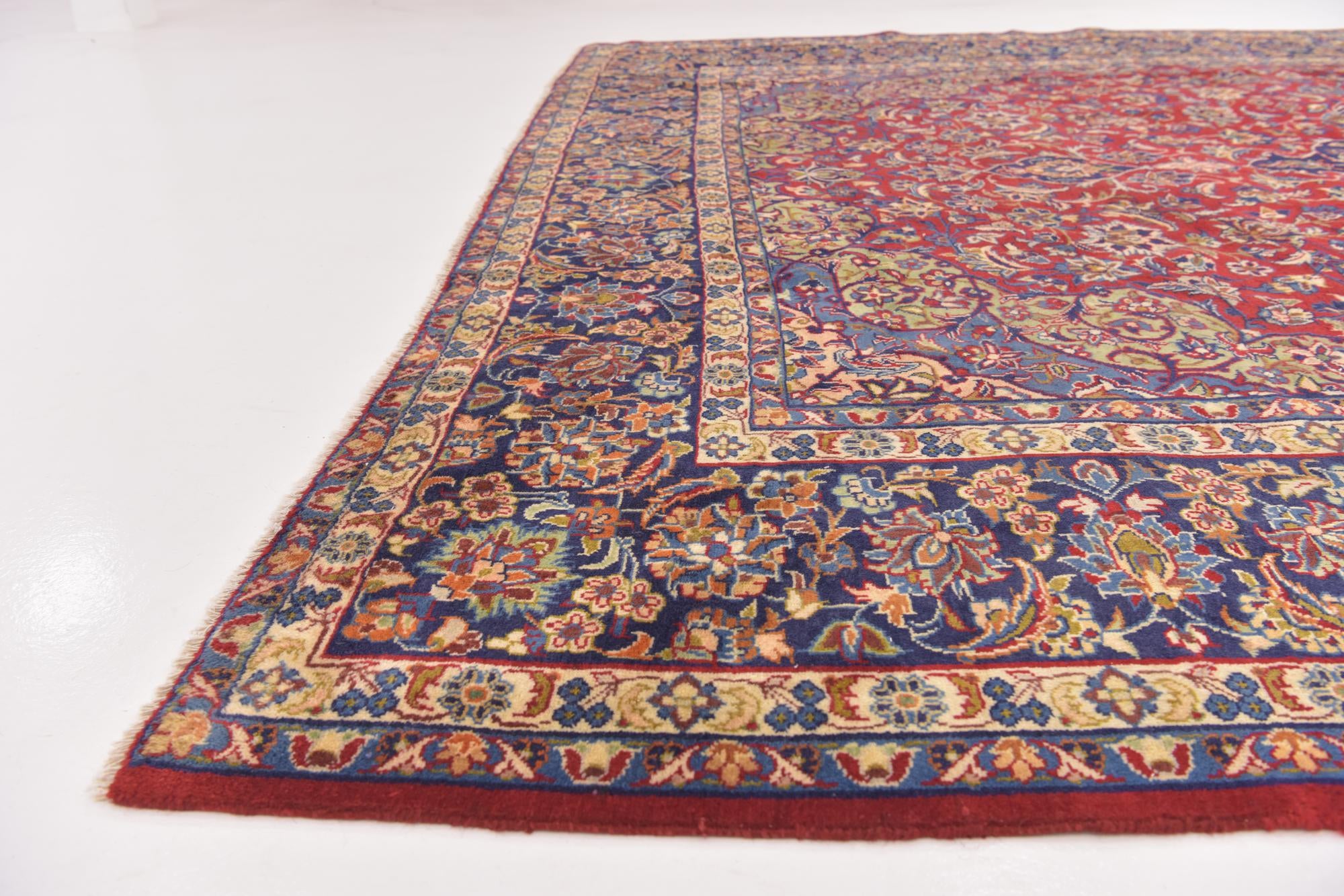 9' 8 x 12' 10 Hand Knotted Isfahan Persian Wool Rug