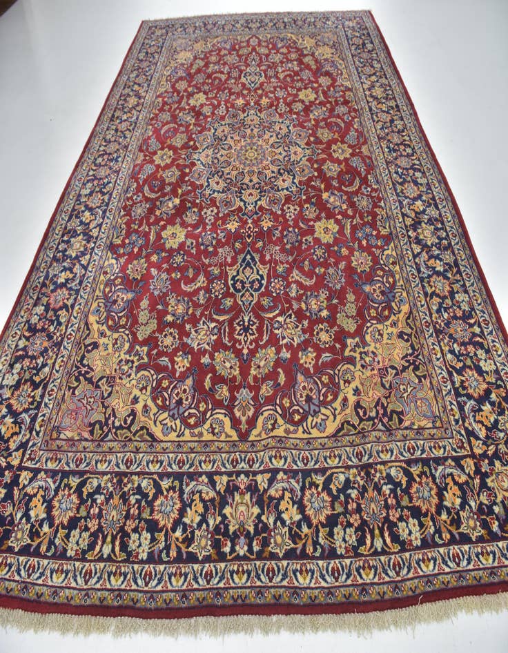 Detail image of 9' 7 x 12' 10 Hand Knotted Isfahan Persian Wool Rug