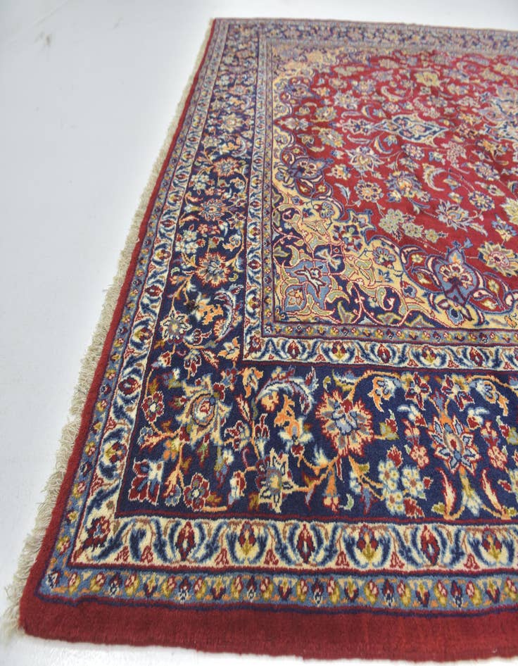 Detail image of 9' 7 x 12' 10 Hand Knotted Isfahan Persian Wool Rug