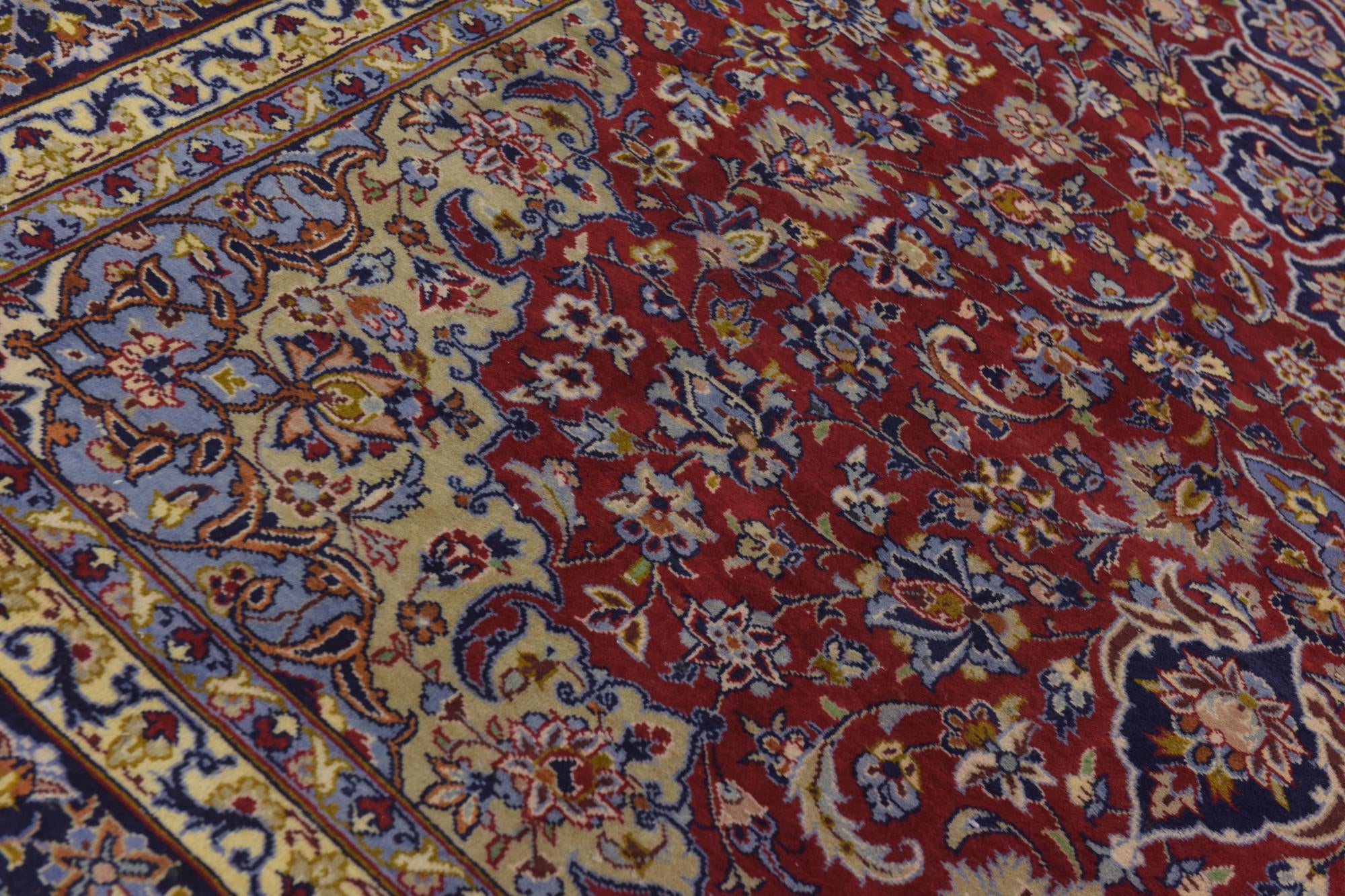 9' 6 x 13' 6 Hand Knotted Isfahan Persian Wool Rug