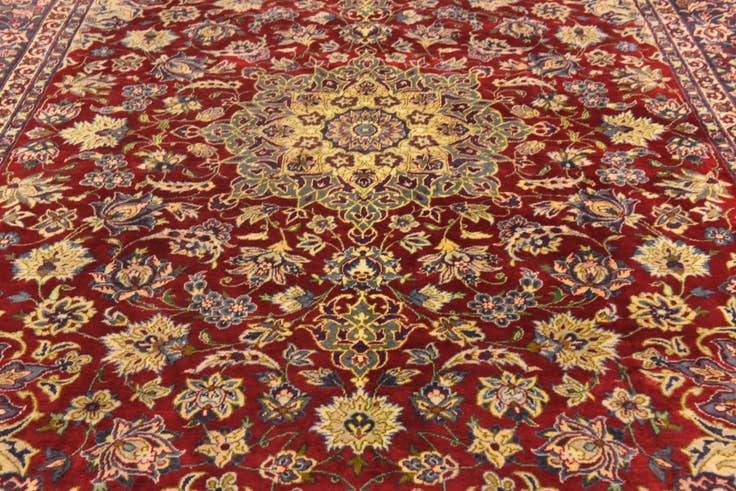 Detail image of 9' 5 x 13' 9 Hand Knotted Isfahan Persian Wool Rug