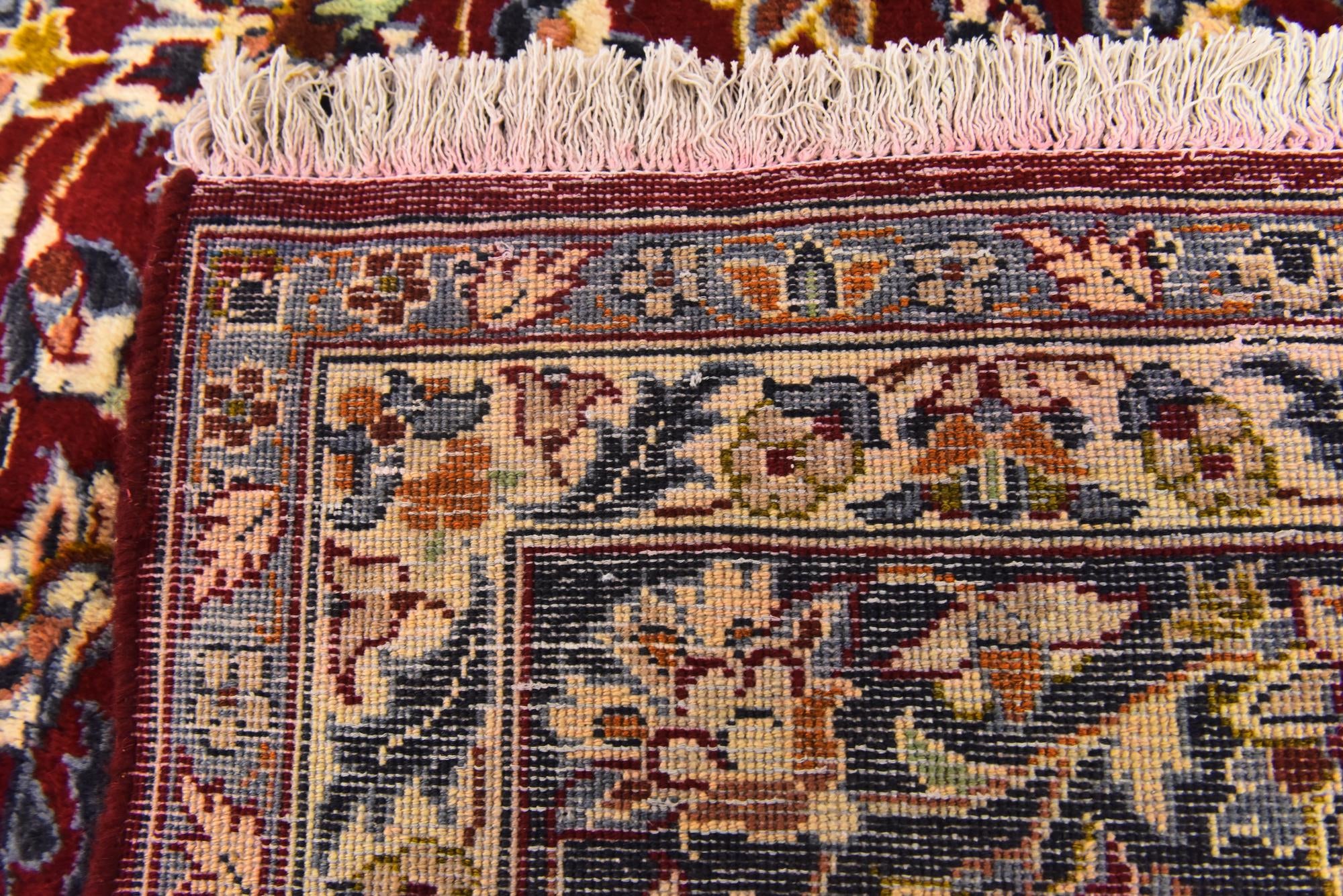 9' 6 x 12' 10 Hand Knotted Isfahan Persian Wool Rug