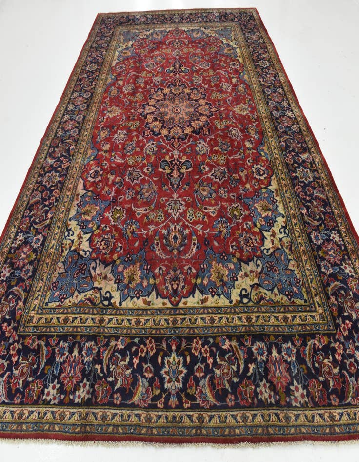 Detail image of 9' 6 x 13' 4  Hand Knotted Isfahan Persian Wool Rug