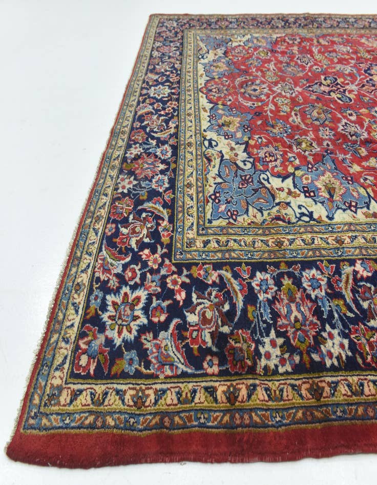 Detail image of 9' 6 x 13' 4  Hand Knotted Isfahan Persian Wool Rug