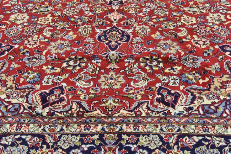 Detail image of 9' 8 x 13' 4 Hand Knotted Isfahan Persian Wool Rug