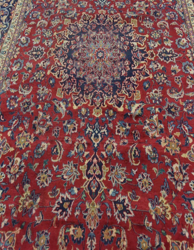 Detail image of 9' 8 x 13' 9 Hand Knotted Isfahan Persian Wool Rug