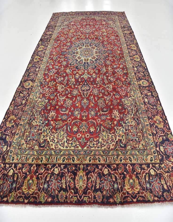 Detail image of 8' 9 x 13'  Hand Knotted Isfahan Persian Wool Rug