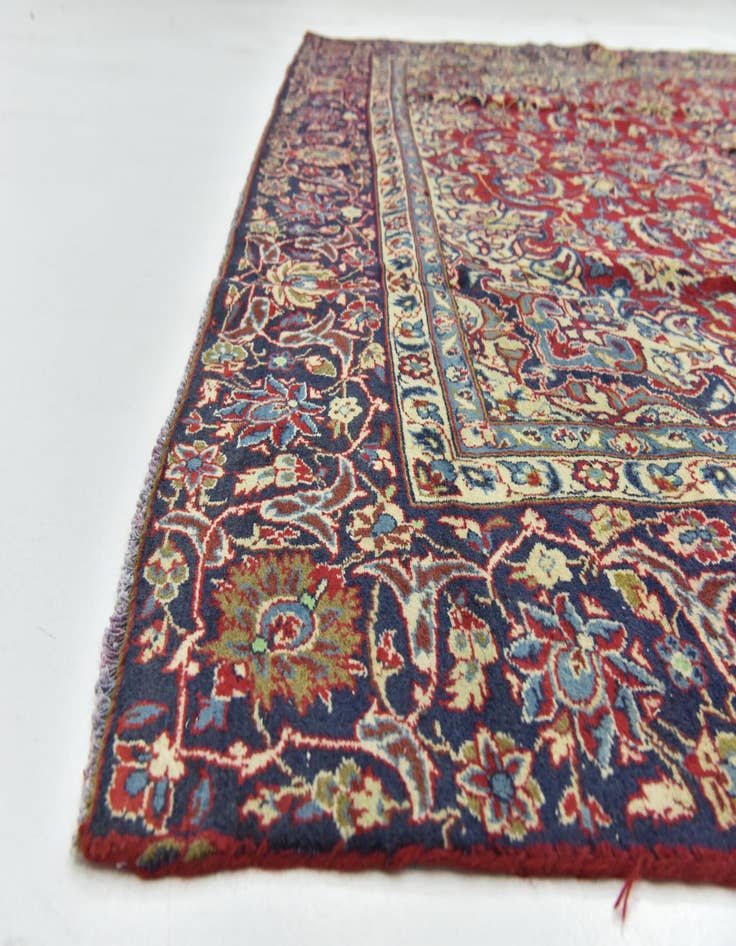 Detail image of 8' 9 x 13'  Hand Knotted Isfahan Persian Wool Rug