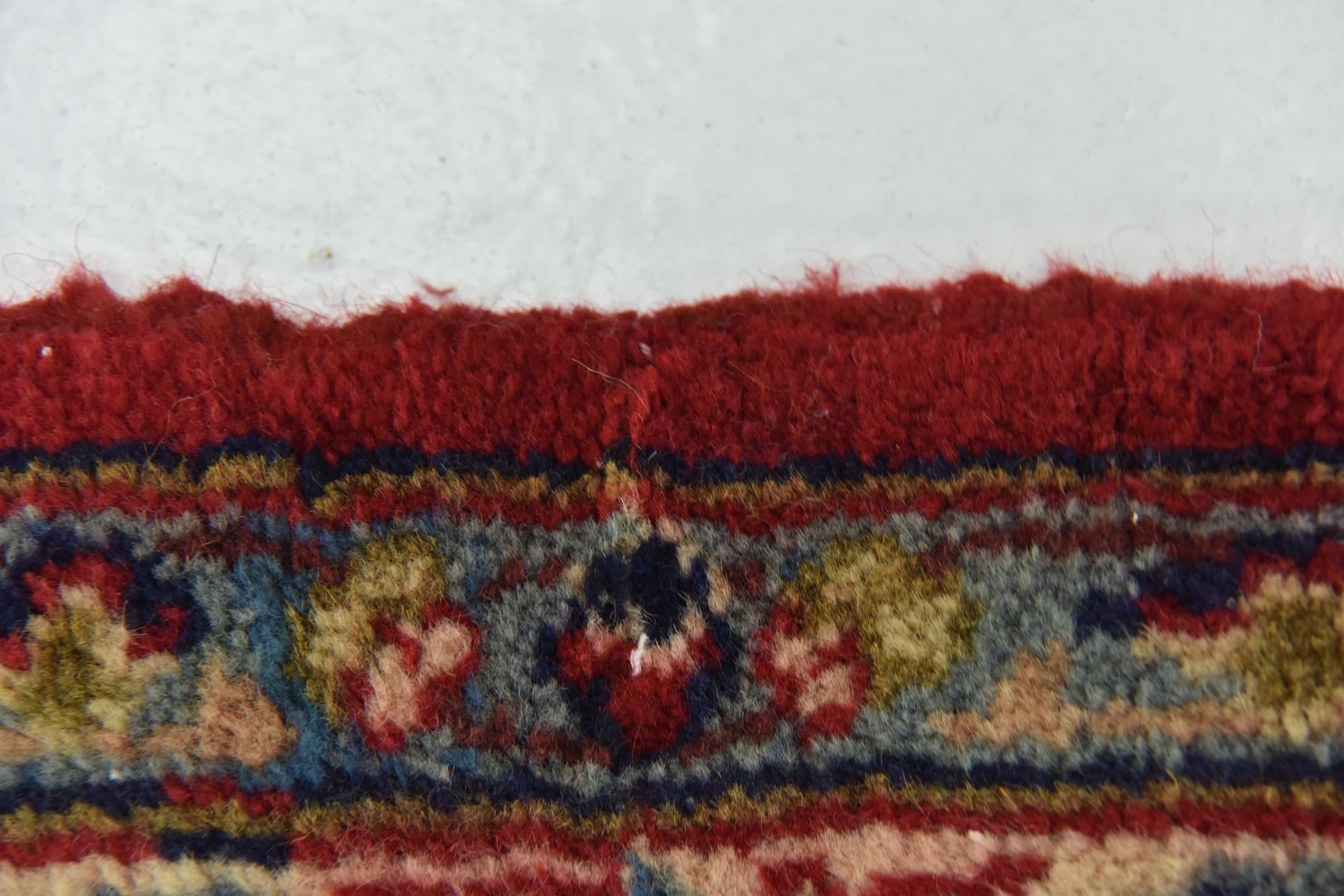 9' 9 x 13' Hand Knotted Isfahan Persian Wool Rug
