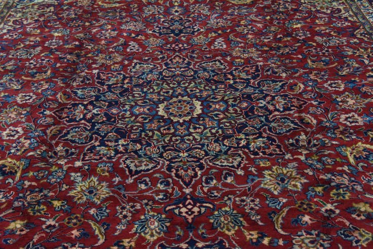 Detail image of 9' 9 x 13' Hand Knotted Isfahan Persian Wool Rug