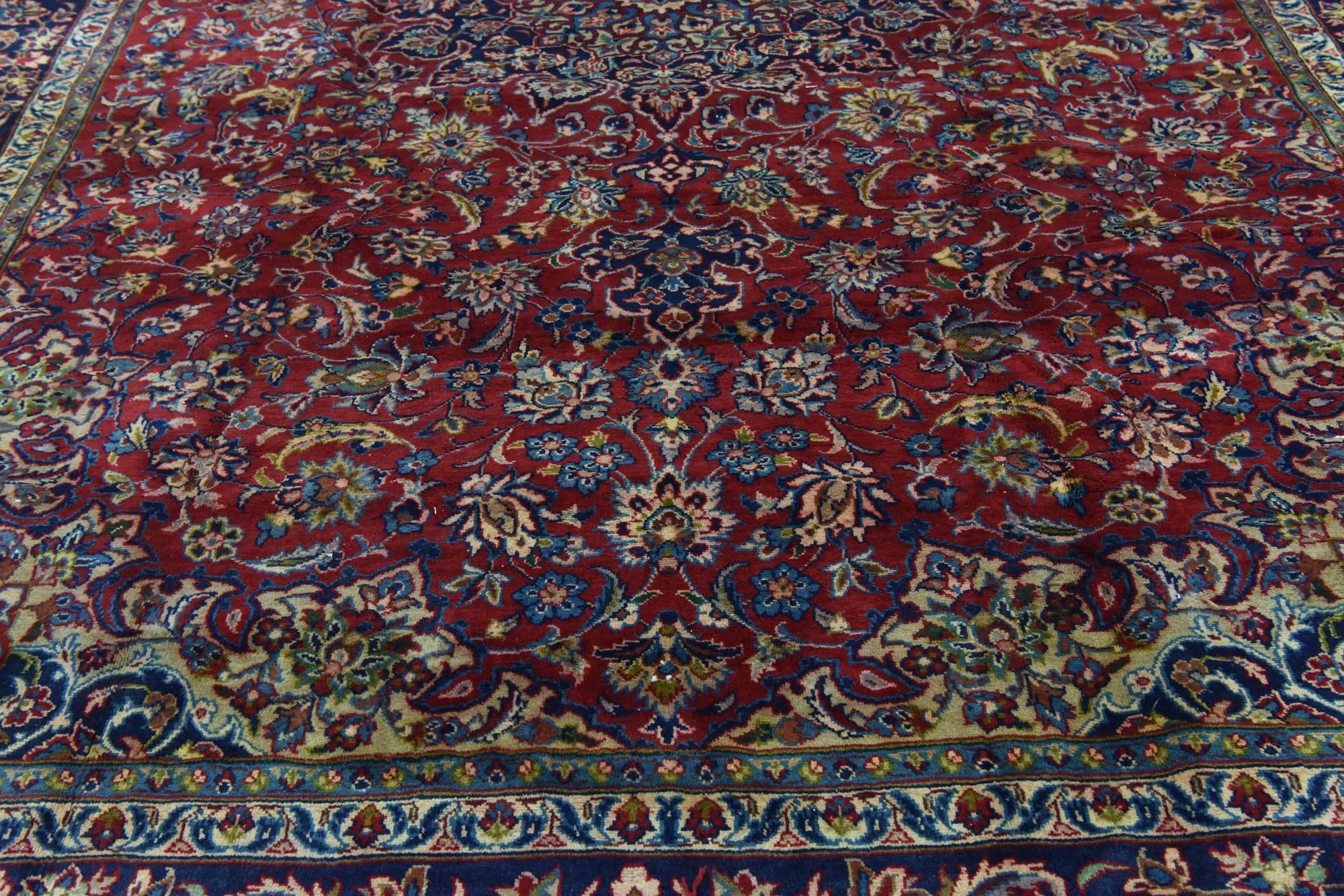 9' 9 x 13' Hand Knotted Isfahan Persian Wool Rug