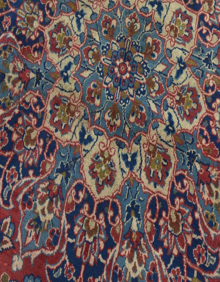 Detail image of 8' 10 x 13' 3  Hand Knotted Isfahan Persian Wool Rug