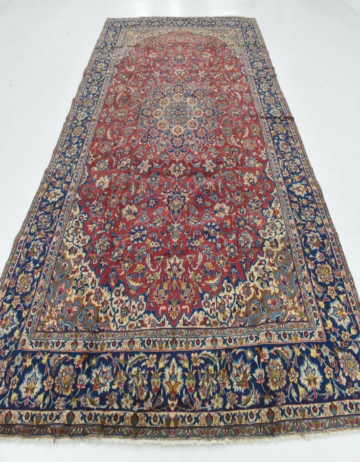 Detail image of 8' 10 x 13' 3  Hand Knotted Isfahan Persian Wool Rug