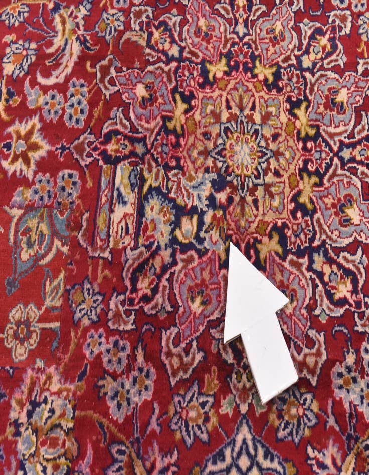 Detail image of 5' 7 x 8' 8 Hand Knotted Isfahan Persian Wool Rug