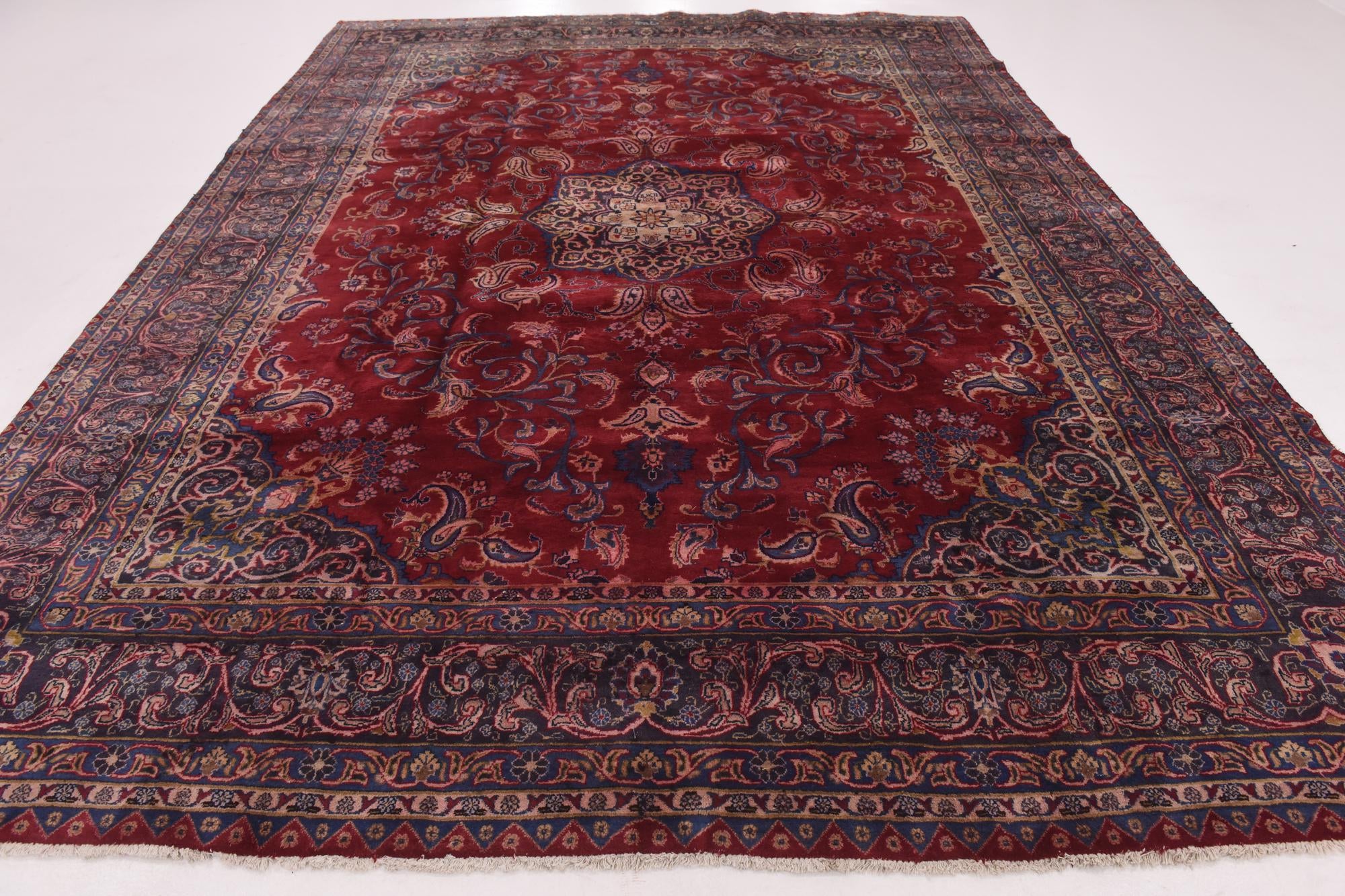9' 8 x 13' Hand Knotted Isfahan Persian Wool Rug