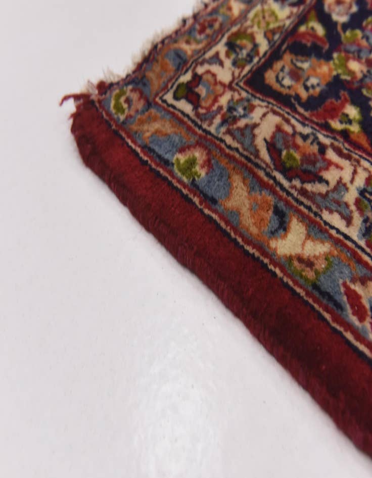 Detail image of 9' 10 x 13' 2 Hand Knotted Isfahan Persian Wool Rug