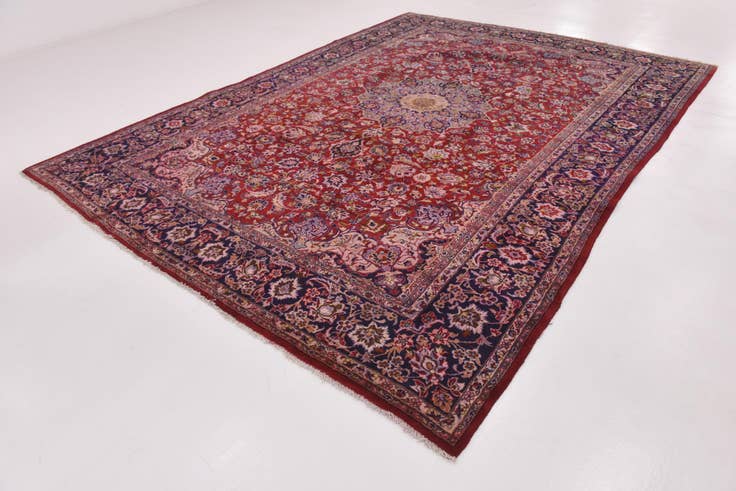 Detail image of 9' 6 x 13' 3 Hand Knotted Isfahan Persian Wool Rug