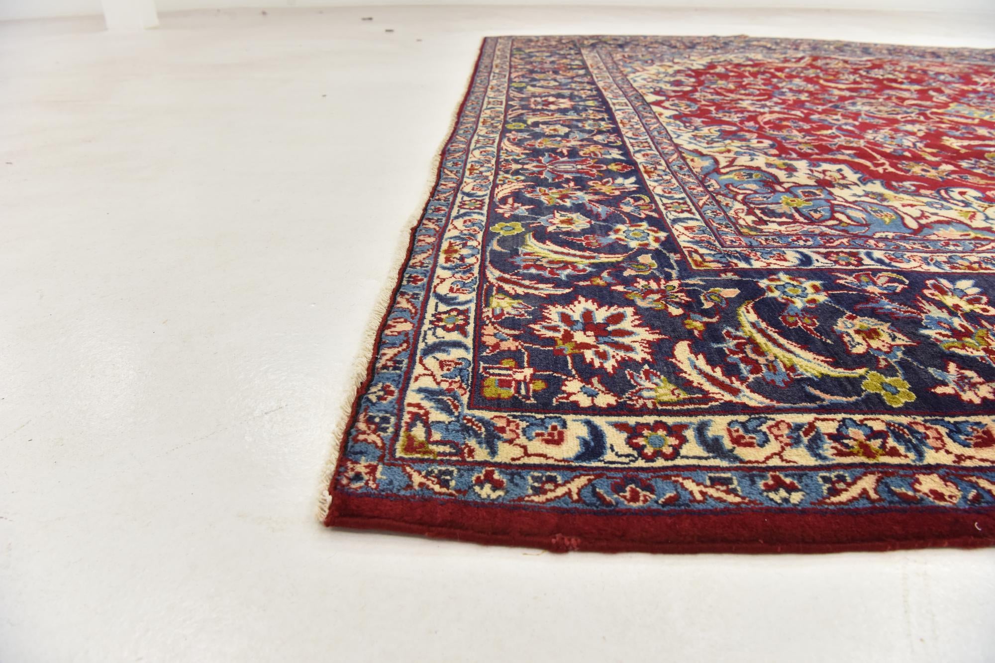 9' 8 x 13' Hand Knotted Isfahan Persian Wool Rug