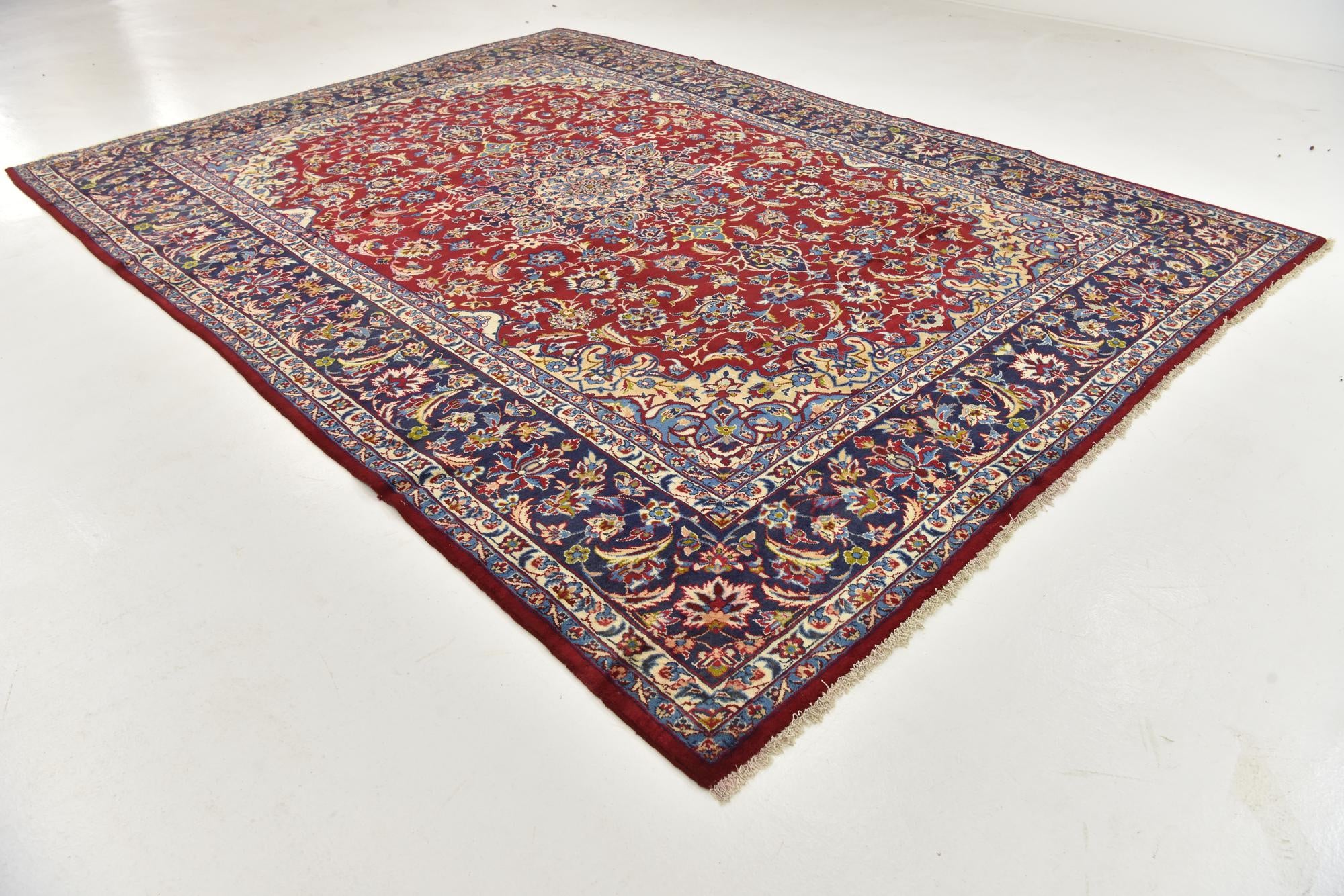 9' 8 x 13' Hand Knotted Isfahan Persian Wool Rug