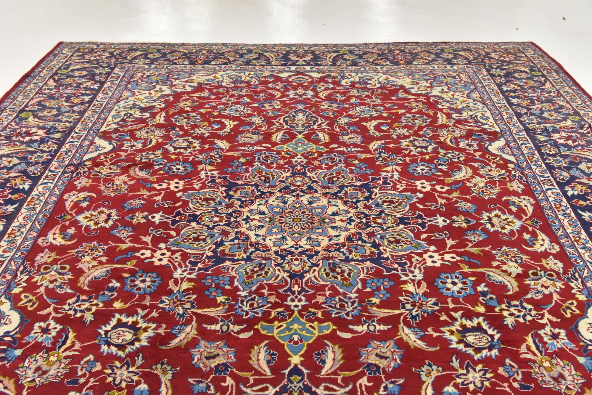 9' 8 x 13' Hand Knotted Isfahan Persian Wool Rug