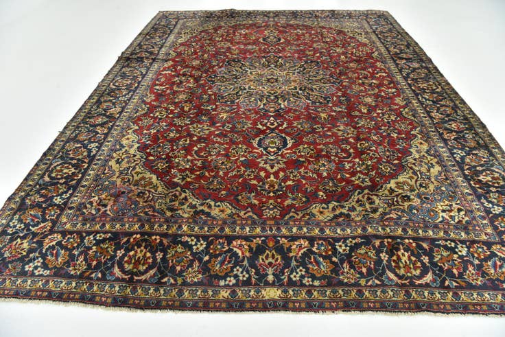 Detail image of 9' 8 x 12' 10 Hand Knotted Isfahan Persian Wool Rug