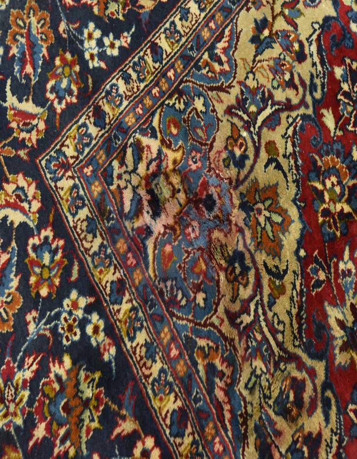 Detail image of 9' 8 x 12' 10  Hand Knotted Isfahan Persian Wool Rug