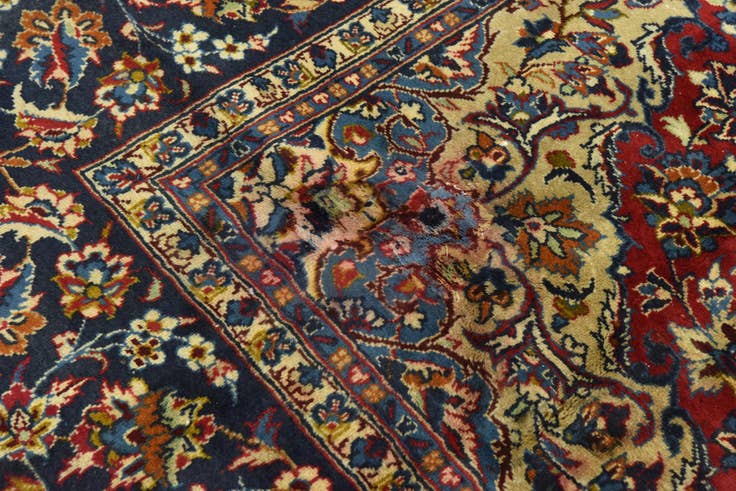 Detail image of 9' 8 x 12' 10 Hand Knotted Isfahan Persian Wool Rug