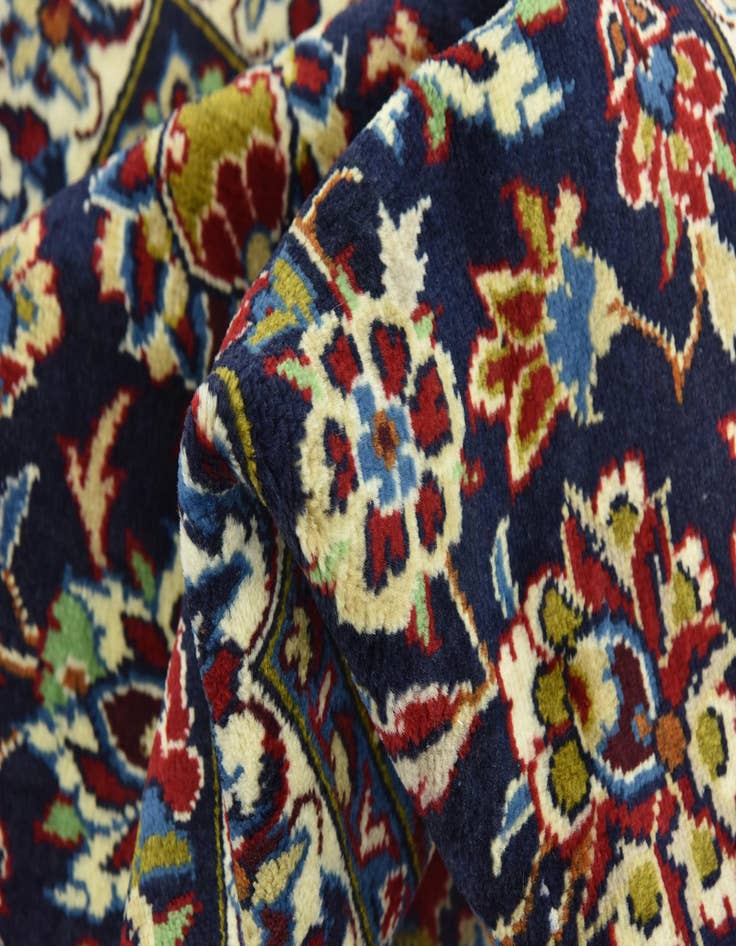 Detail image of 10' 1 x 13' 10  Hand Knotted Isfahan Persian Wool Rug