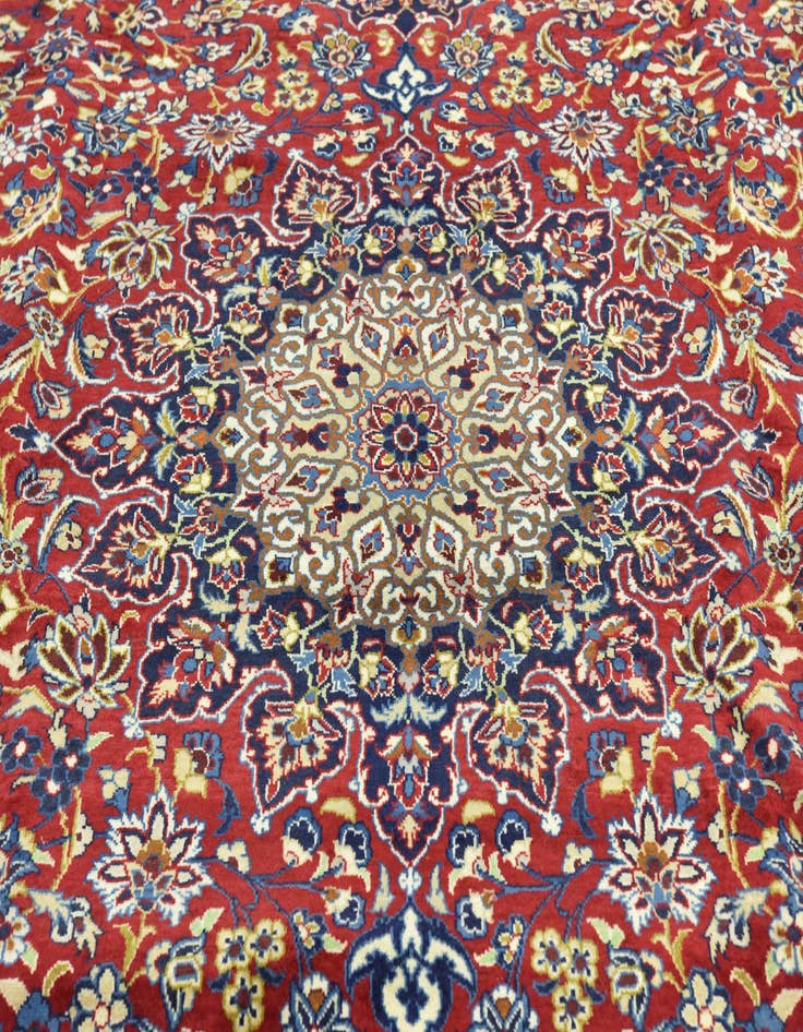 Detail image of 10' 1 x 13' 10  Hand Knotted Isfahan Persian Wool Rug