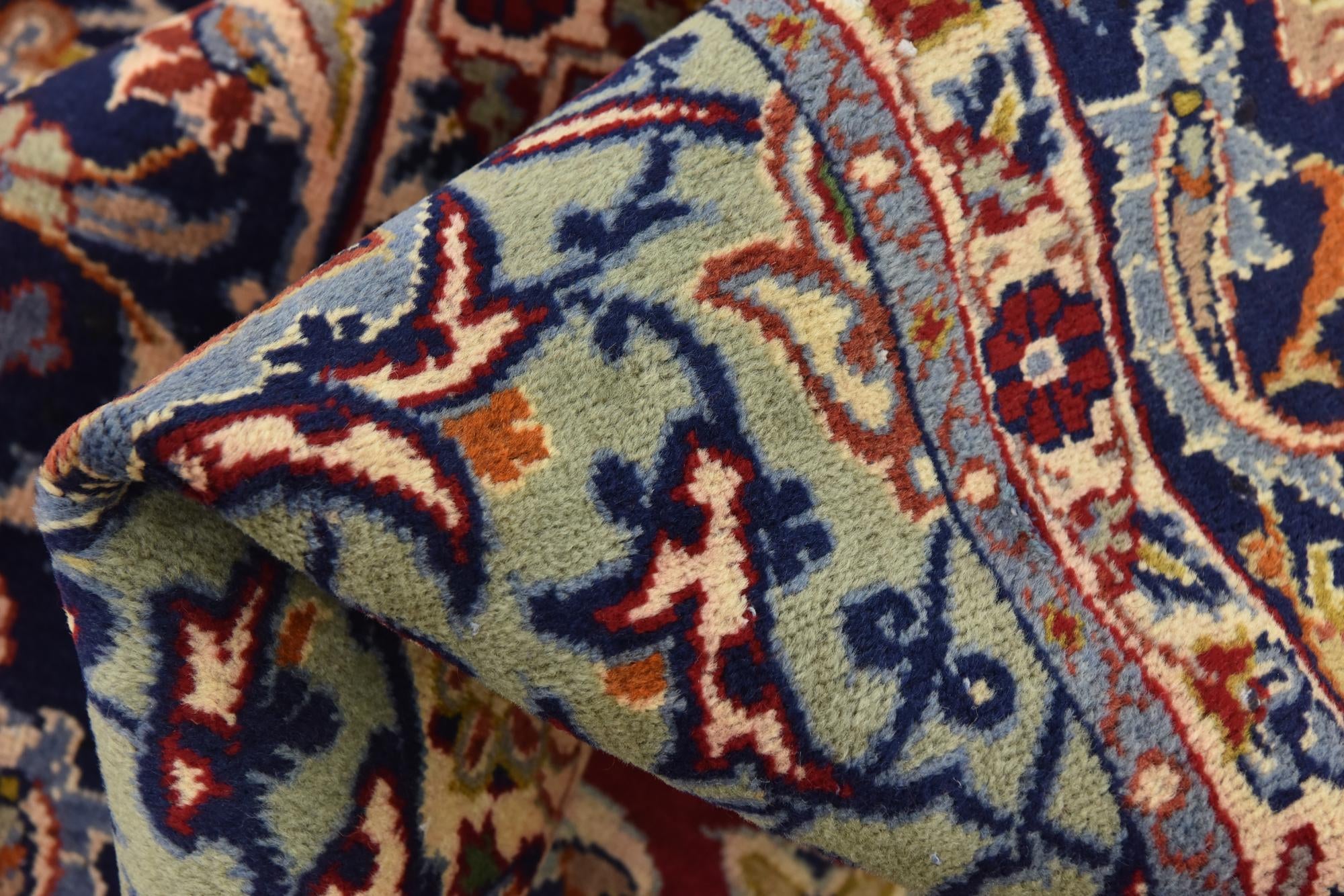 9' 9 x 13' 3 Hand Knotted Isfahan Persian Wool Rug