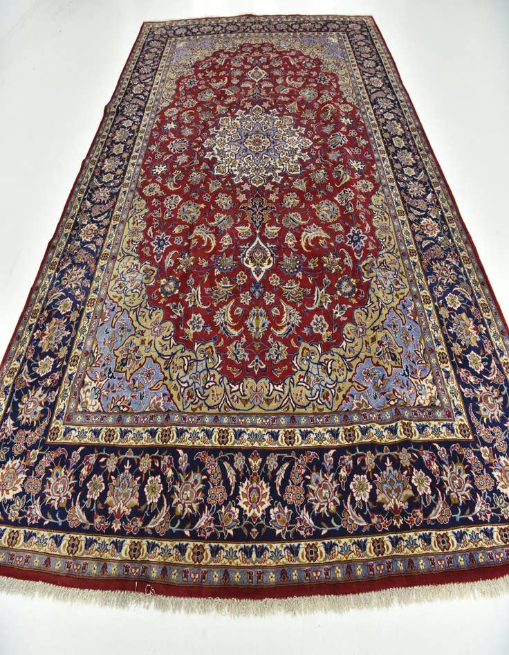 Detail image of 9' 9 x 13' 4 Hand Knotted Isfahan Persian Wool Rug
