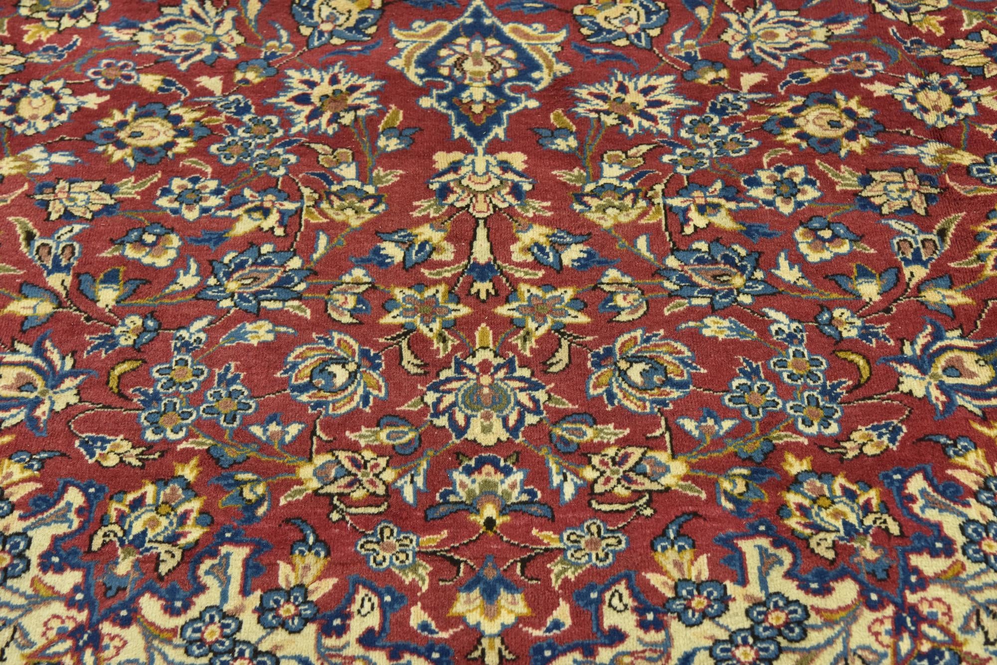 9' 9 x 12' 8 Hand Knotted Isfahan Persian Wool Rug