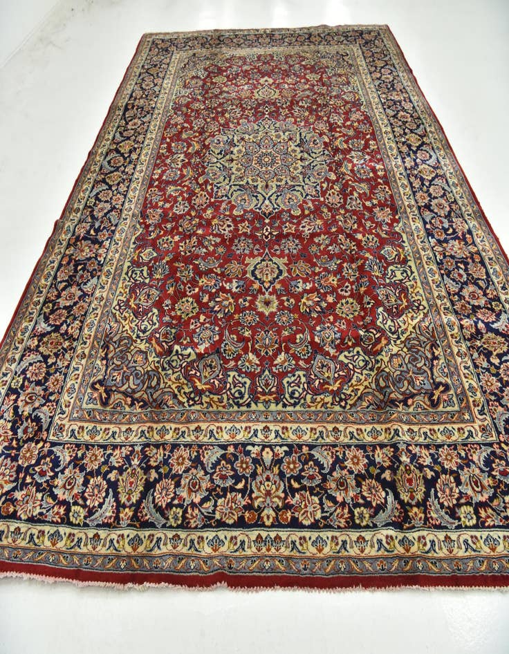 Detail image of 10' 1 x 13' 2 Hand Knotted Isfahan Persian Wool Rug