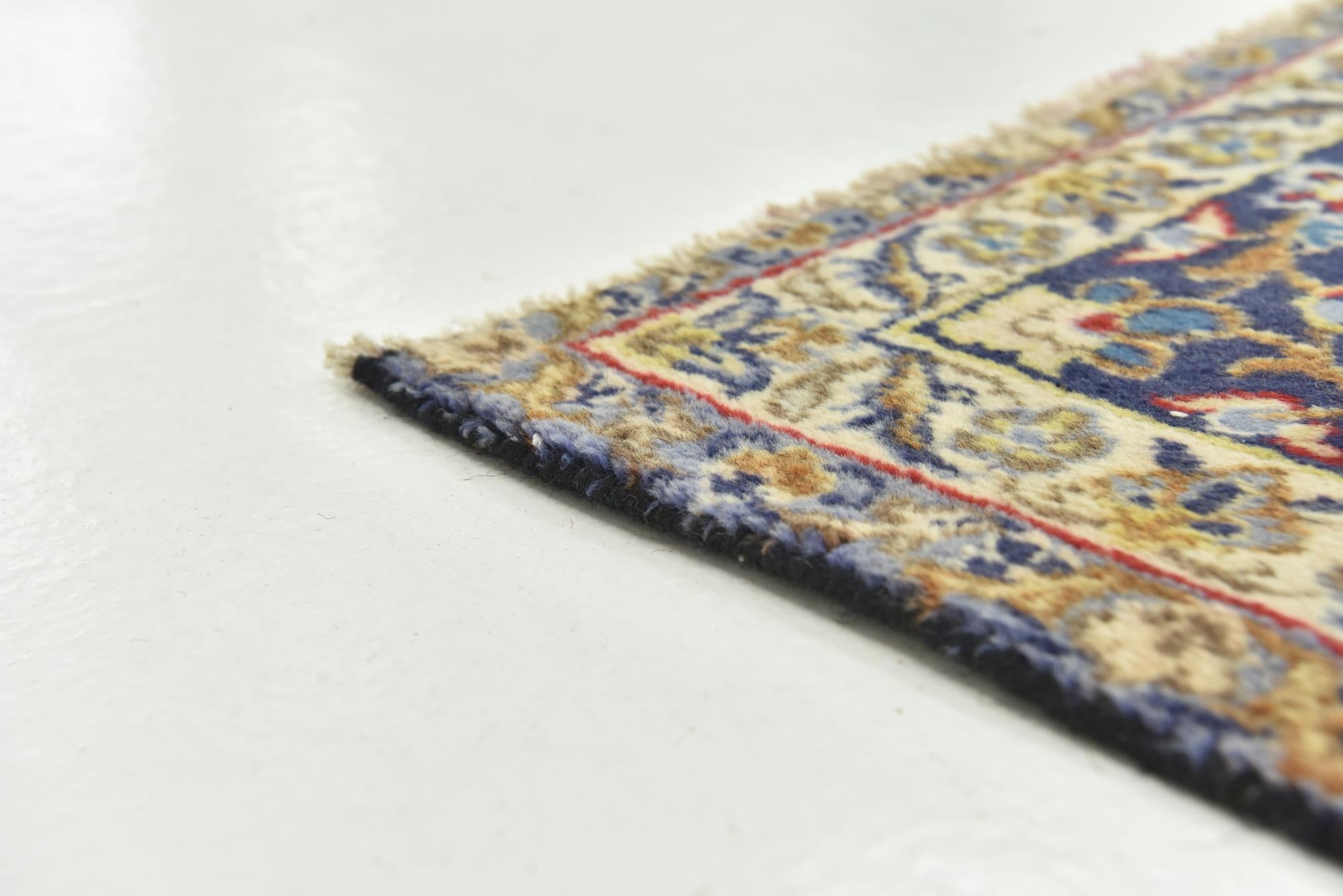 295cm x 400cm Hand Knotted Isfahan Persian Wool Rug