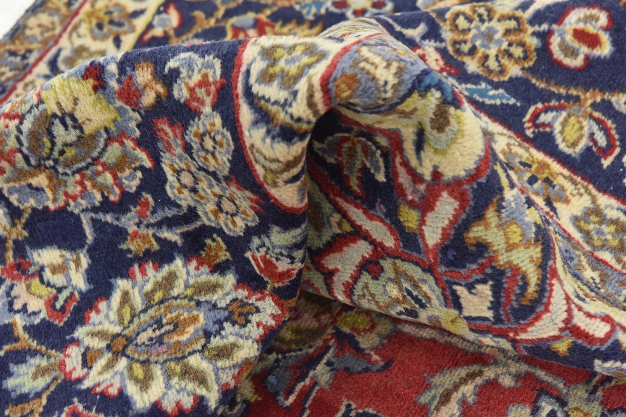 295cm x 400cm Hand Knotted Isfahan Persian Wool Rug