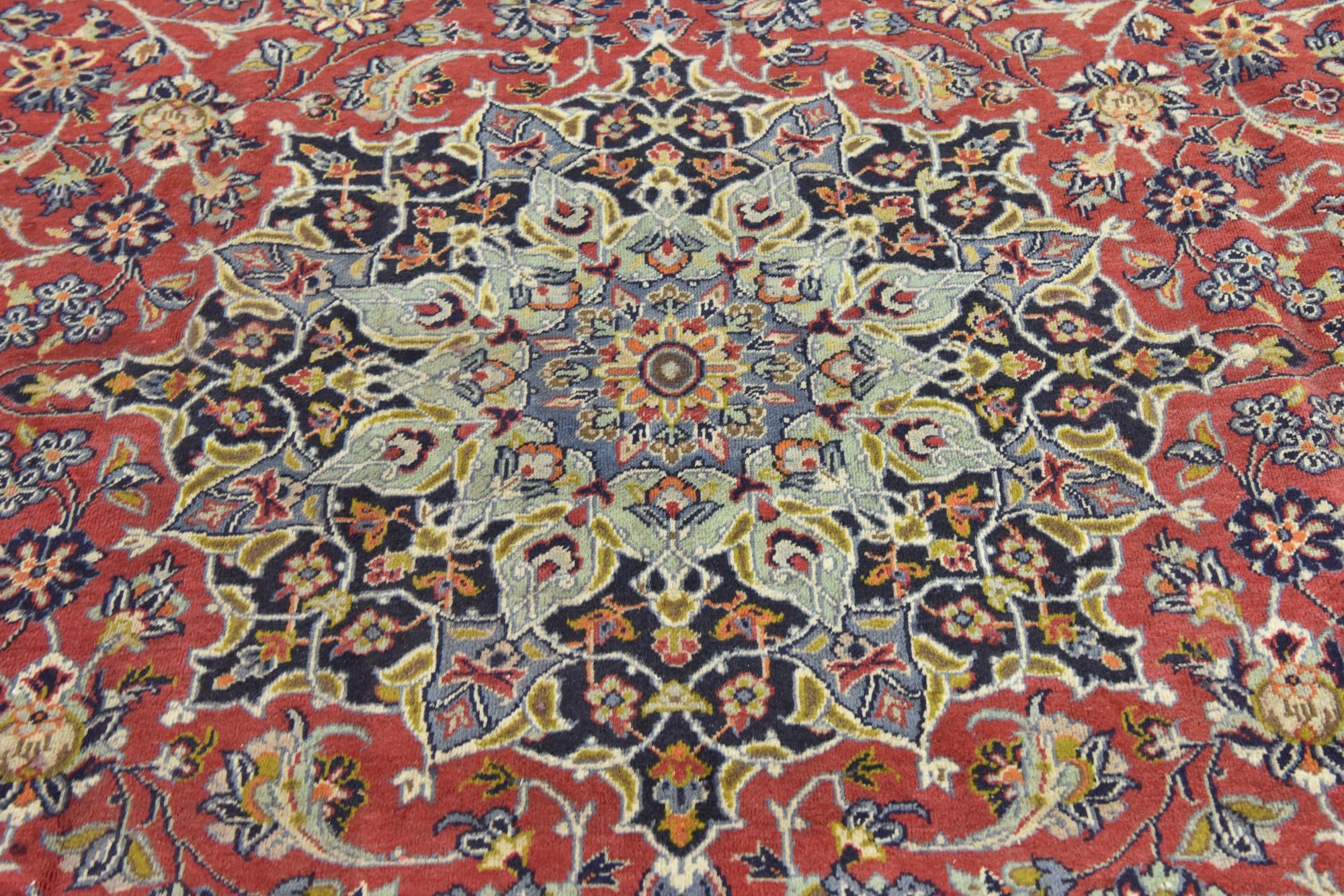295cm x 400cm Hand Knotted Isfahan Persian Wool Rug