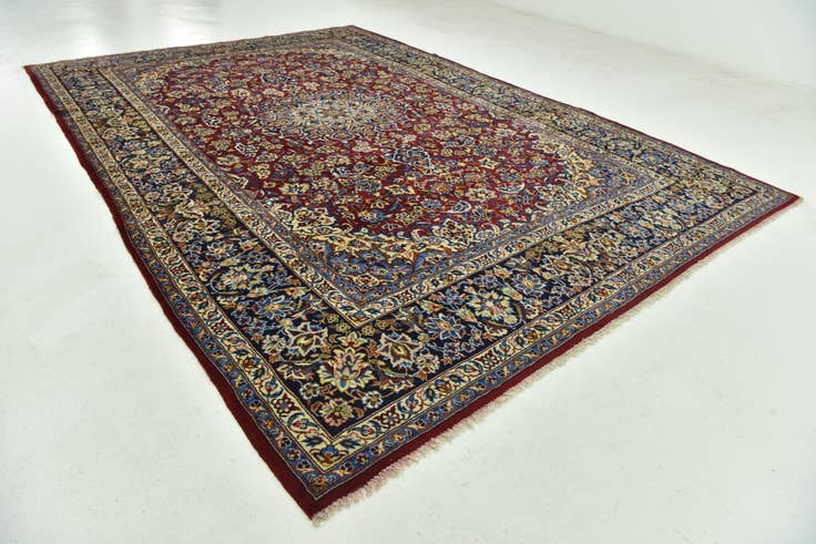 Detail image of 9' 8 x 14' 3 Hand Knotted Isfahan Persian Wool Rug