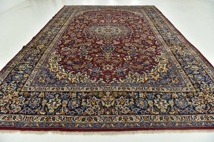 Detail image of 9' 8 x 14' 3 Hand Knotted Isfahan Persian Wool Rug