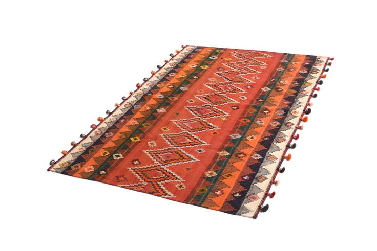 Detail image of 4' 9 x 7' Jajim Rug