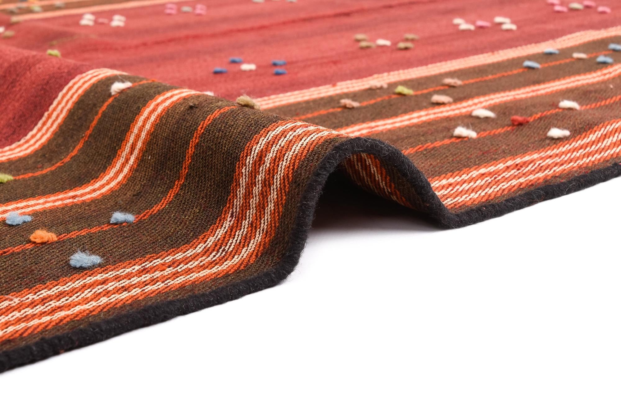 4' 7 x 7' 7 Jajim Rug