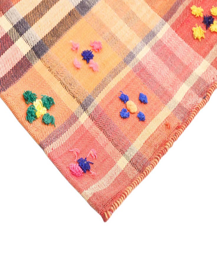 Detail image of 4' 10 x 7' 5 Jajim Rug