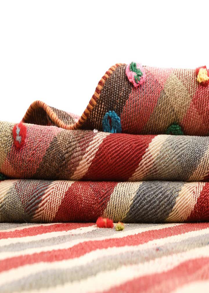 4' 9 x 6' 8 Jajim Rug