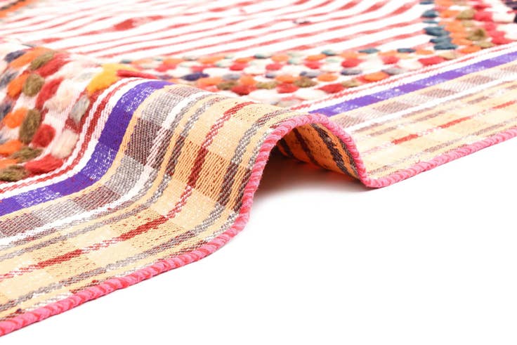 Detail image of 4' 9 x 6' 10 Jajim Rug