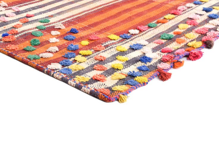 Detail image of 4' 11 x 7' 8 Jajim Rug