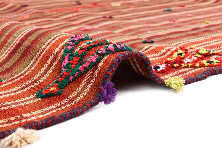 Detail image of 5' 6 x 7' 9 Jajim Rug