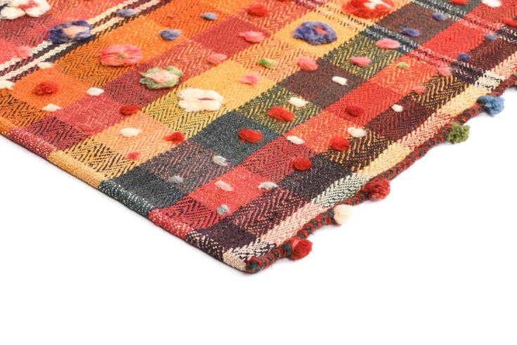 Detail image of 5' 5 x 7' 1 Jajim Rug